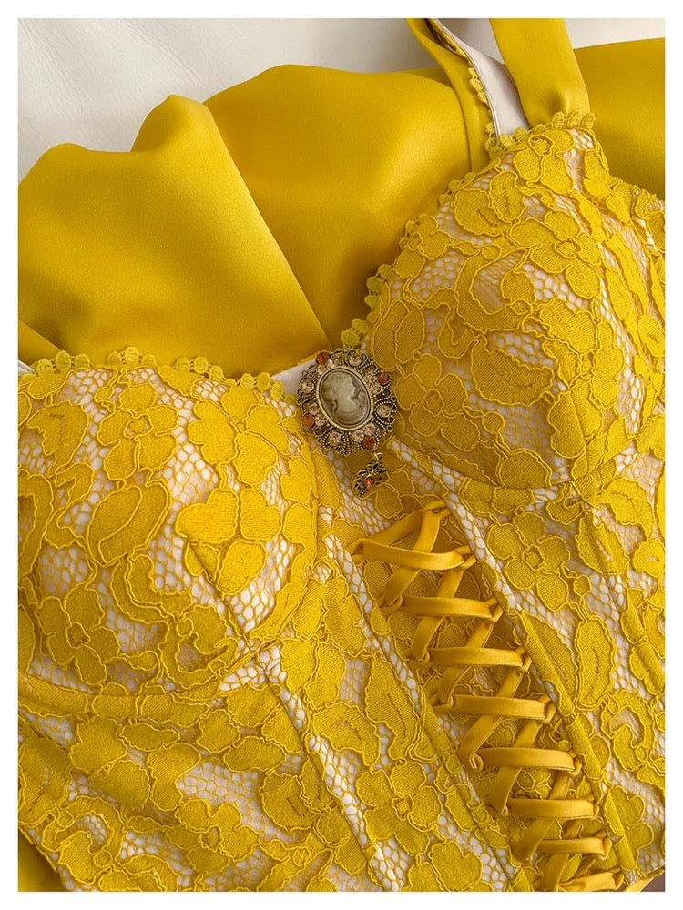 Pretty A line Straps Yellow Lace Summer 16th Birthday Dresses For Teens Hoco Dress Mini 18th Birthday Outfit Cocktail Dresses For Women W891