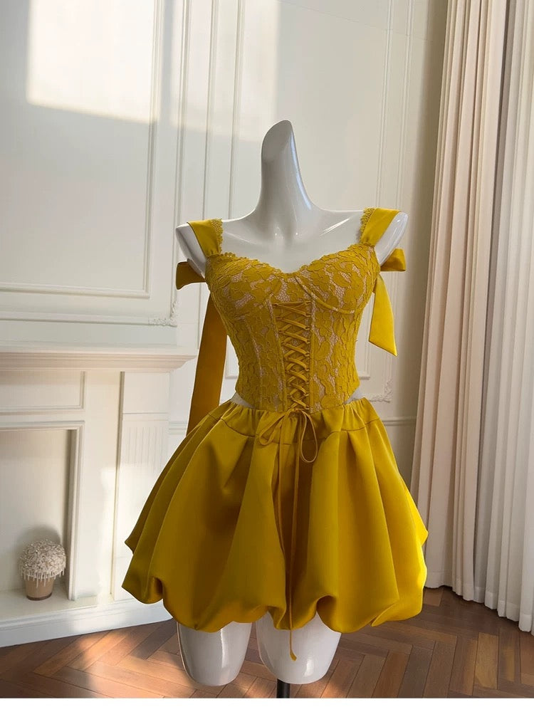 Pretty A line Straps Yellow Lace Summer 16th Birthday Dresses For Teens Hoco Dress Mini 18th Birthday Outfit Cocktail Dresses For Women W891