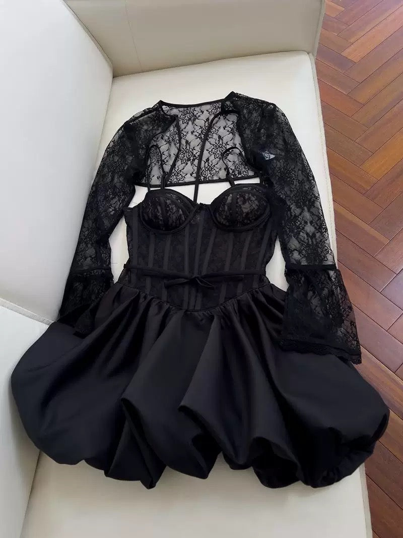 Trendy Ball Gown Spaghetti Straps Black Lace Formal Short 8th Grade Homecoming Dress Summer Middle School Hoco Dresses Birthday Outfits W918