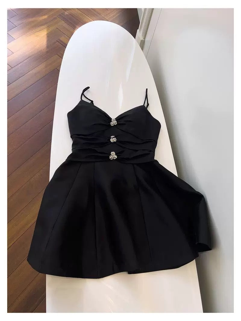 Trendy A Line Spaghetti Straps Black Satin Formal Short 8th Grade Homecoming Dress Summer Middle School Hoco Dresses Birthday Outfits W929