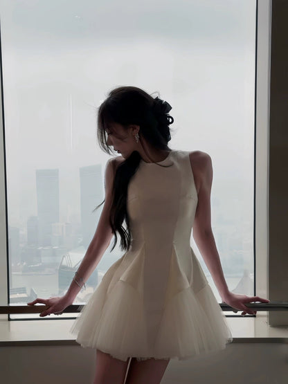 Trendy Ball Gown Scoop White Satin Formal Short 8th Grade Homecoming Dress Summer Middle School Hoco Dresses Birthday Outfits W936