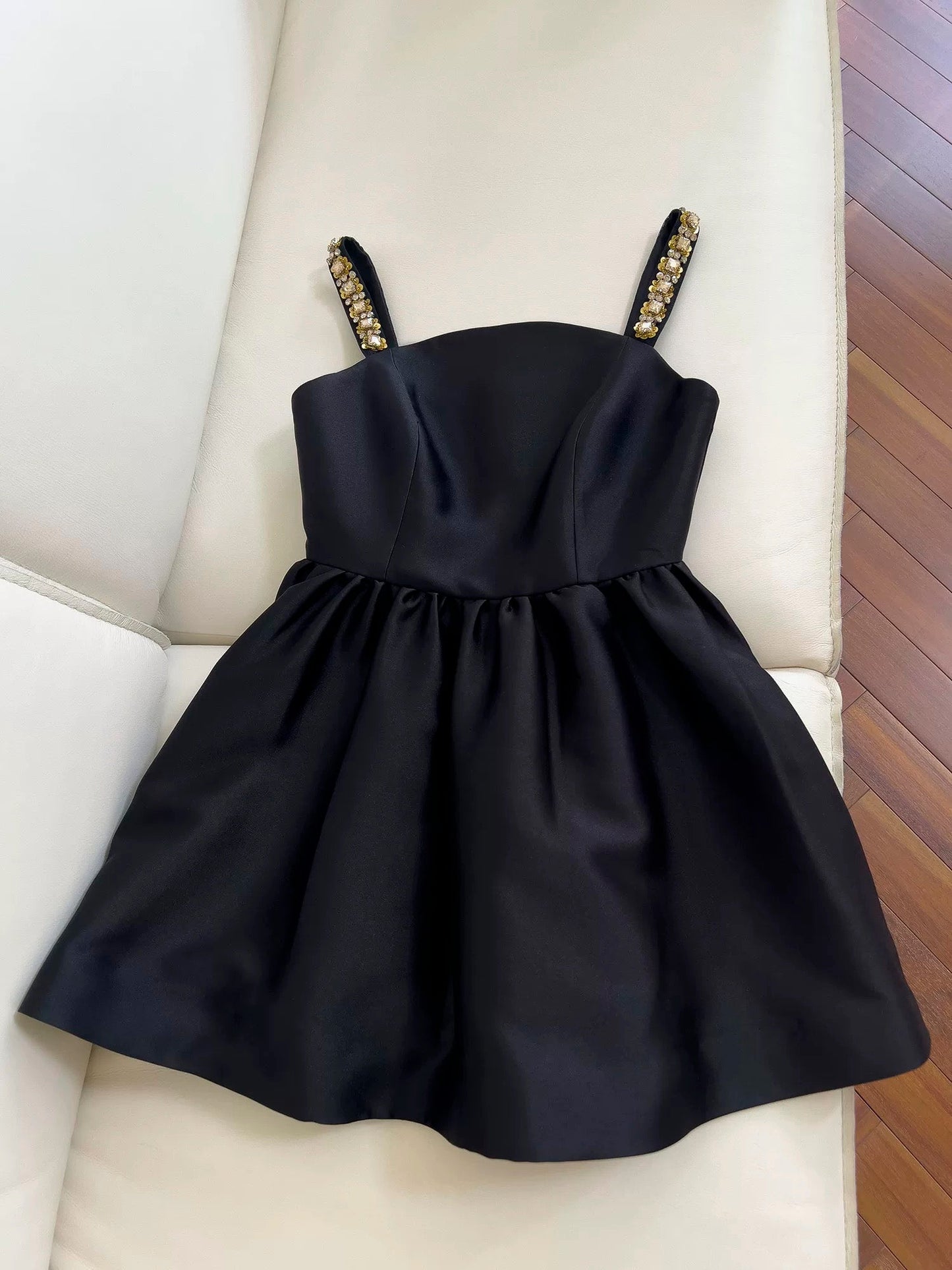 Trendy Ball Gown Straps Black Satin Sleeveless Formal Short 8th Grade Homecoming Dress Summer Middle School Hoco Dresses Cocktail Dress Birthday Outfits W938