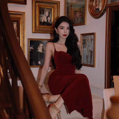 Elegant Sheath Spaghetti Straps Burgundy Velvet Sleeveless Long Evening Party Gowns Evening Formal Dresses Prom Dress W950