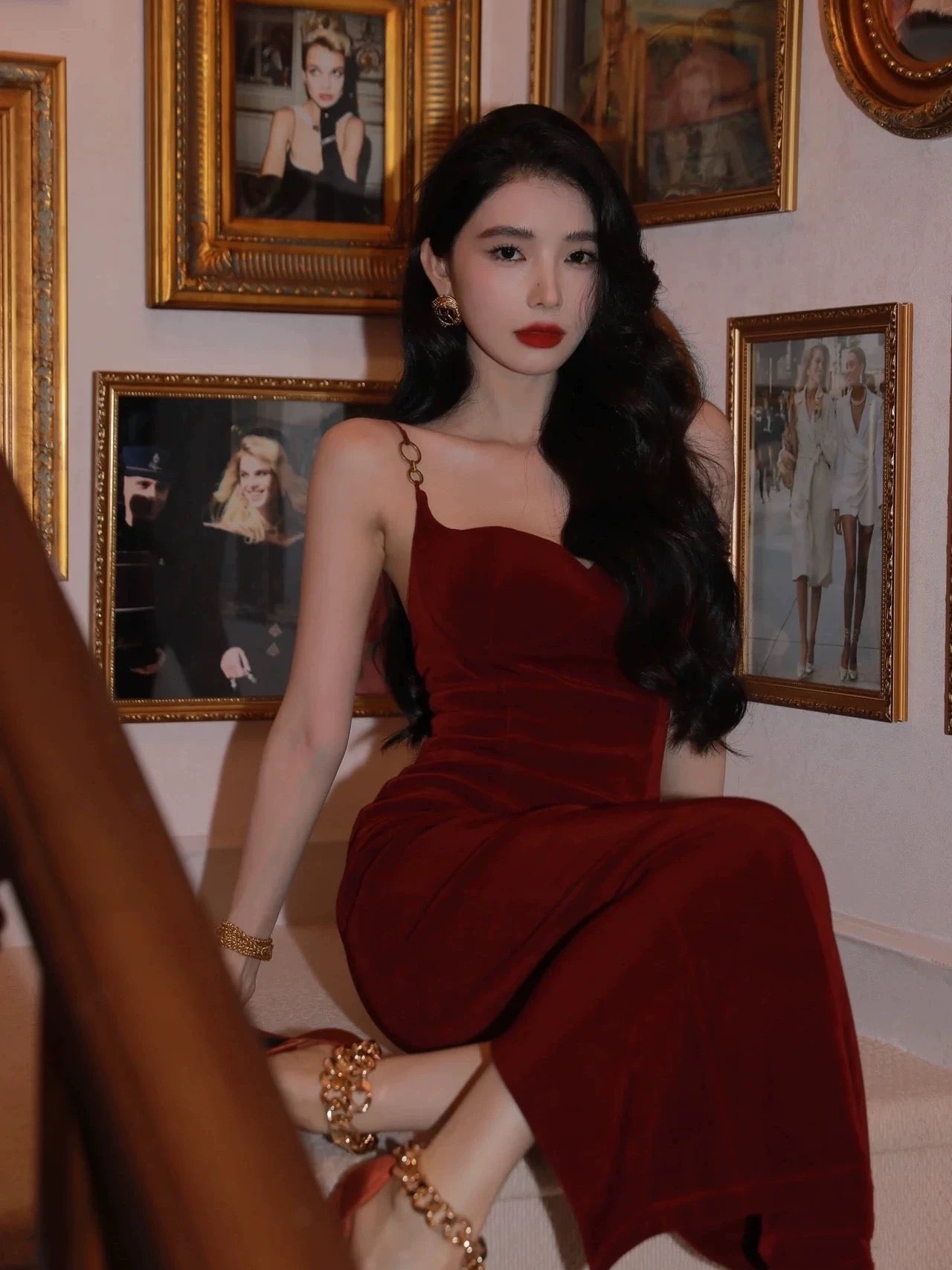 Elegant Sheath Spaghetti Straps Burgundy Velvet Sleeveless Long Evening Party Gowns Evening Formal Dresses Prom Dress W950