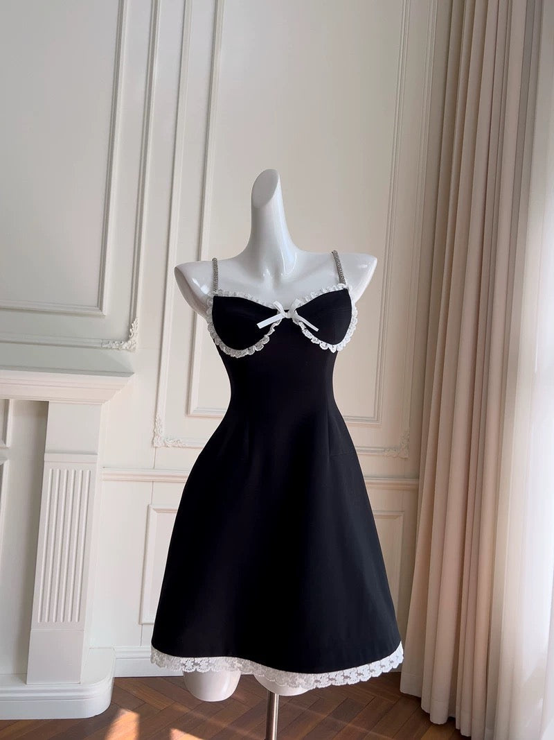 Trendy A line Spaghetti Straps Black Sleeveless Formal Short 8th Grade Homecoming Dress Summer Middle School Hoco Dresses Cocktail Dress Birthday Outfits W954