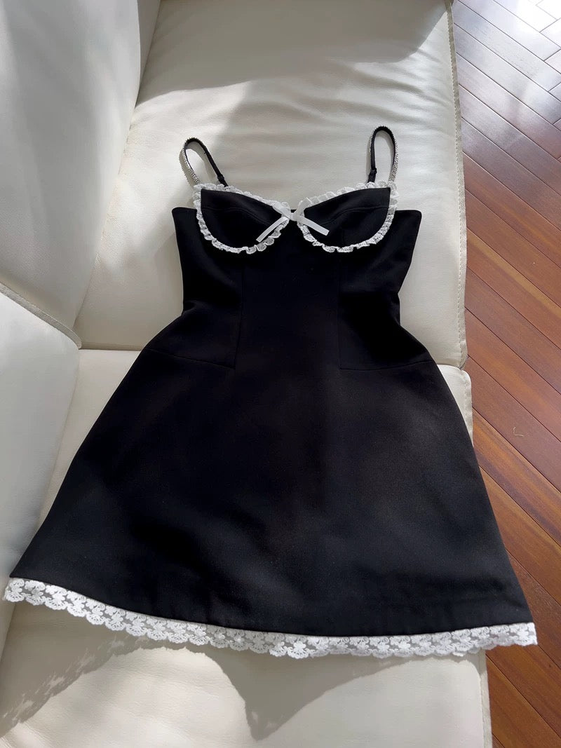 Trendy A line Spaghetti Straps Black Sleeveless Formal Short 8th Grade Homecoming Dress Summer Middle School Hoco Dresses Cocktail Dress Birthday Outfits W954