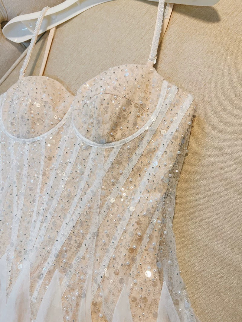 Trendy A line Spaghetti Straps Champagne Formal Short 8th Grade Homecoming Dress Summer Middle School Hoco Dresses Cocktail Dress Birthday Outfits W961