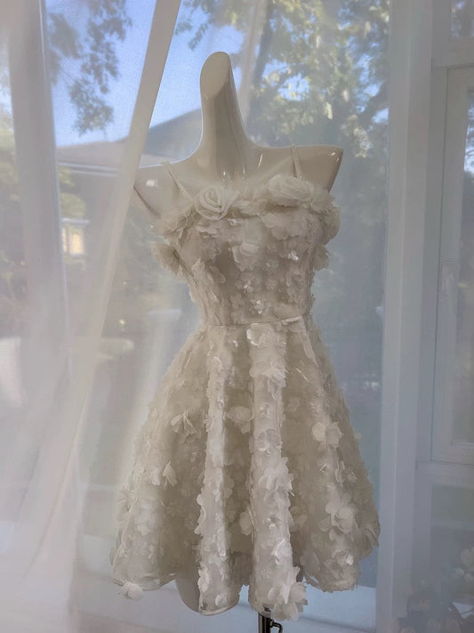 Cute A line Spaghetti Straps White Flowers Formal Short 8th Grade Homecoming Dress Summer Middle School Hoco Dresses Birthday Outfits W983