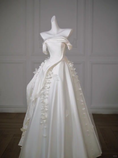 Pretty Wedding Dress Ball Gown Off The Shoulder Ivory Satin Long Wedding Dresses Bridal Gowns WD009