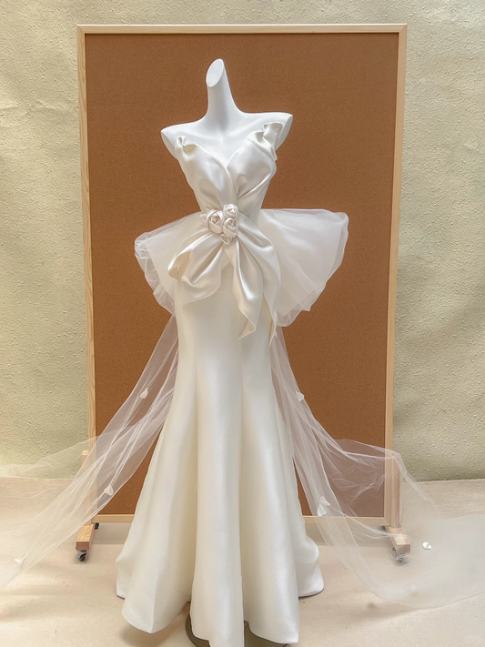Pretty Wedding Dress Mermaid Sweetheart Ivory Long Satin Wedding Dresses Bridal Gowns WD011