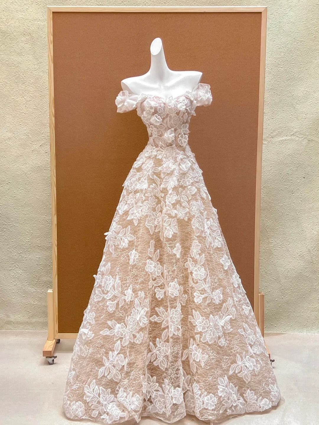 Simple Wedding Dress Ball Gown Off The Shoulder Lace Long Summer Country Wedding Dresses Bridal Gowns WD040