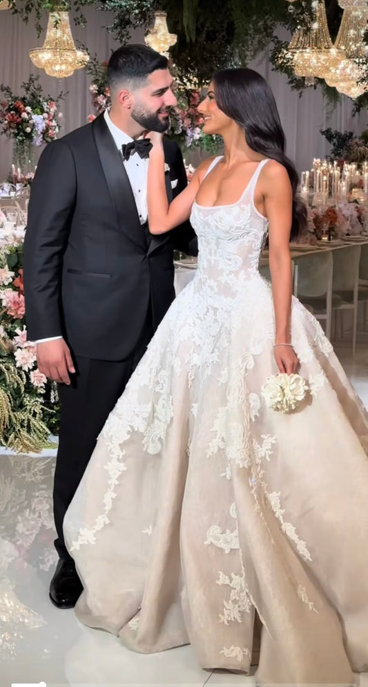 Pretty Wedding Dress Ball Gown Square Neck Lace Long White Wedding Dresses Bridal Gowns WD046