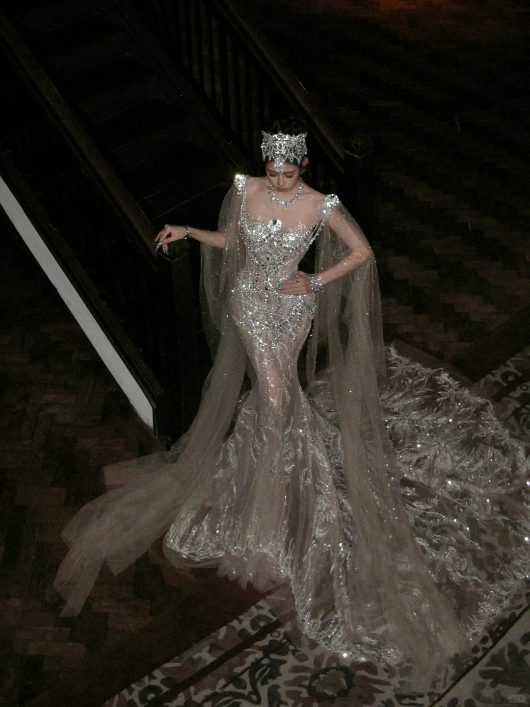 Pretty Wedding Dress Mermaid Sequin White Long Luxury Wedding Dresses Bridal Gowns Brides Gown WD077