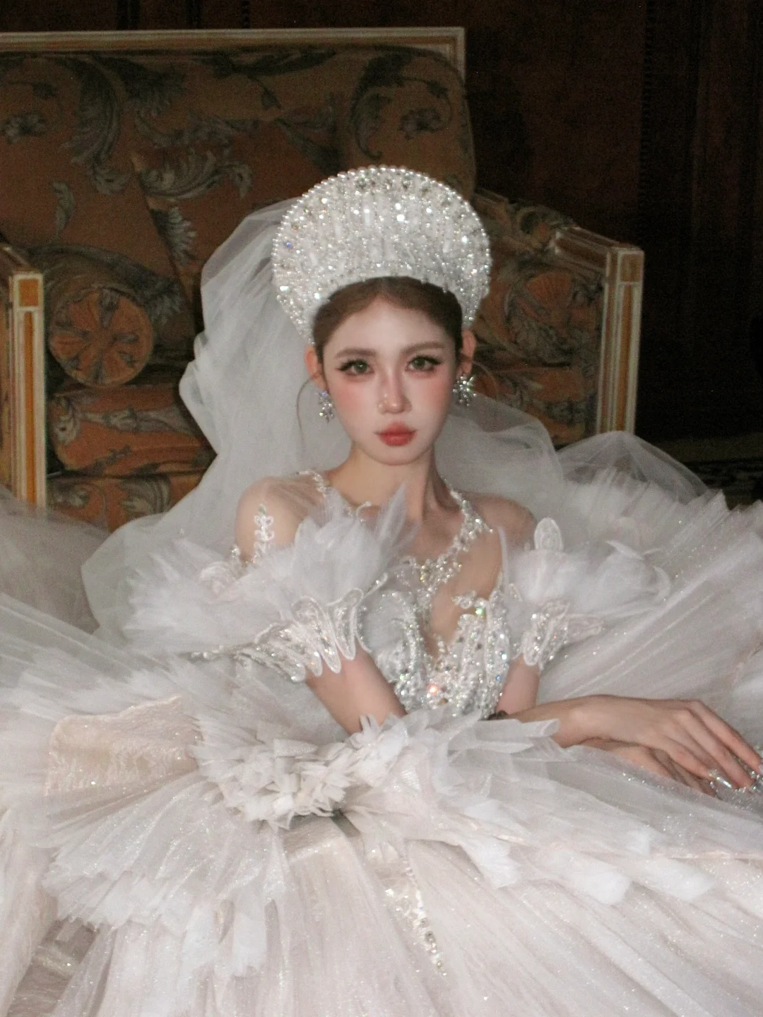 Pretty Wedding Dress Ball Gown Scoop Tulle White Long Luxury Wedding Dresses Bridal Gowns Brides Gown WD090