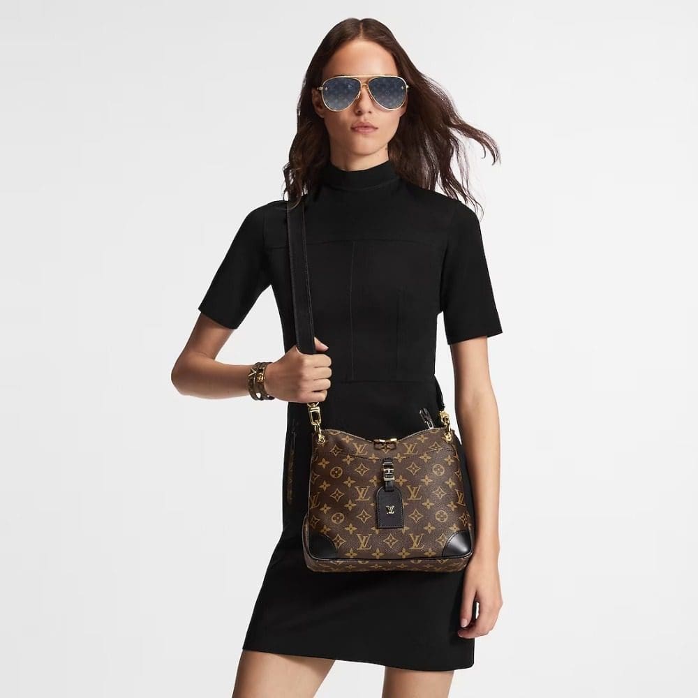 Louis Vuitton M45353 Odéon PM