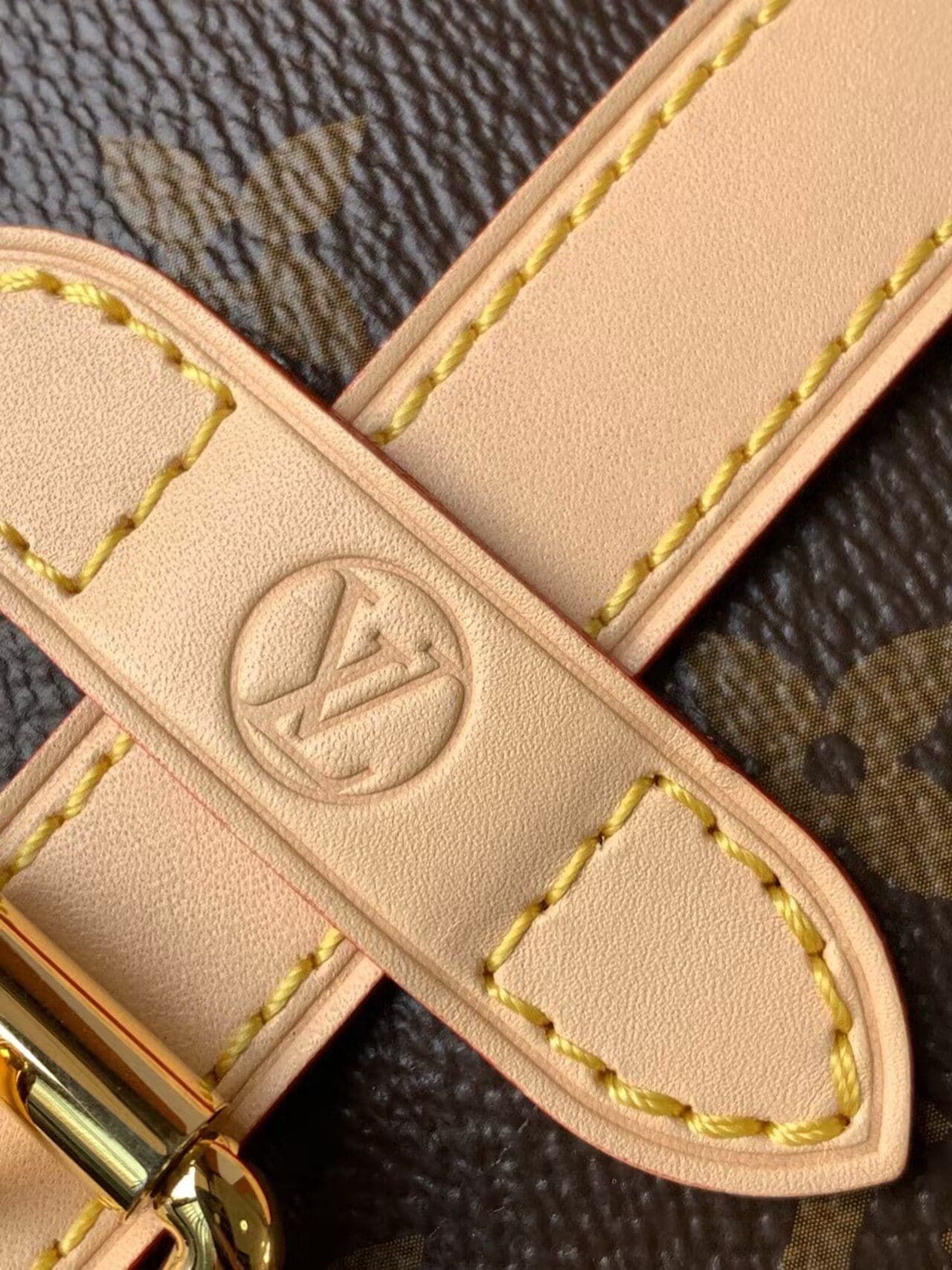 Louis Vuitton M46740 Saumur BB