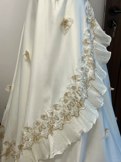 Vintage A Line Strapless Golden Appliques White Satin Long Prom Dress Party Dress SH3032