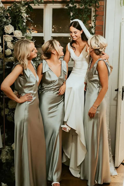 Fashion Sheath V Neck Sage Green Silk Satin Bridesmaid Dress with Bow/Formal Wear Dresses SH2549