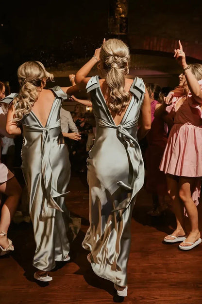 Fashion Sheath V Neck Sage Green Silk Satin Bridesmaid Dress with Bow/Formal Wear Dresses SH2549