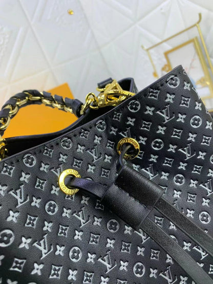 Louis Vuitton NEONOE