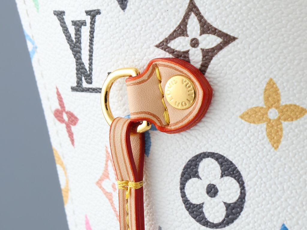 Louis Vuitton CarryAll PM Bag