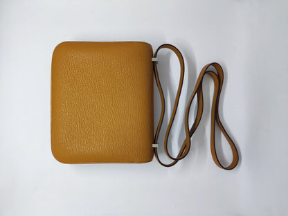 Hermès Constance 18 caramel Chevre leather with Palladium Hardware