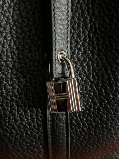 Hermès 22 lock 22 Clemence Bull Calfskin bag