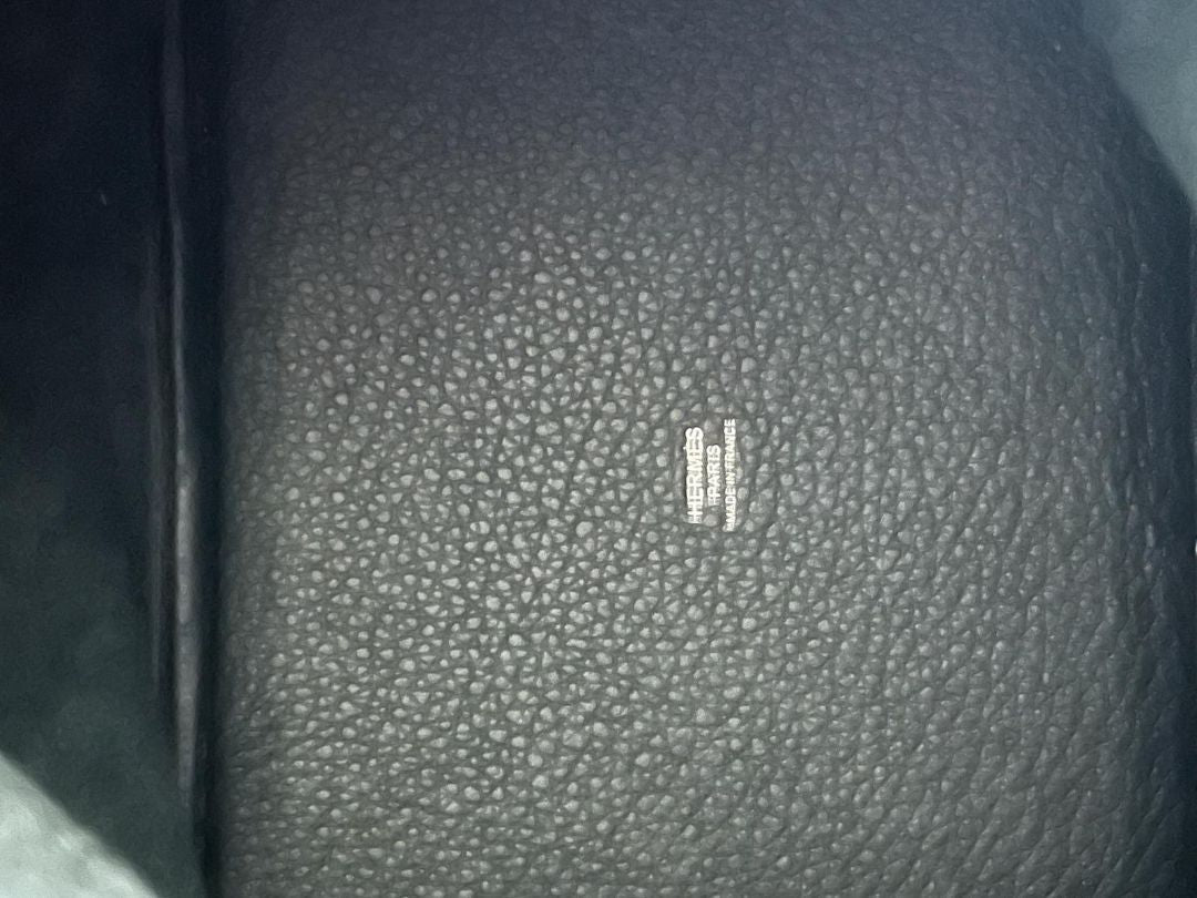 Hermès 22 lock 22 Clemence Bull Calfskin bag