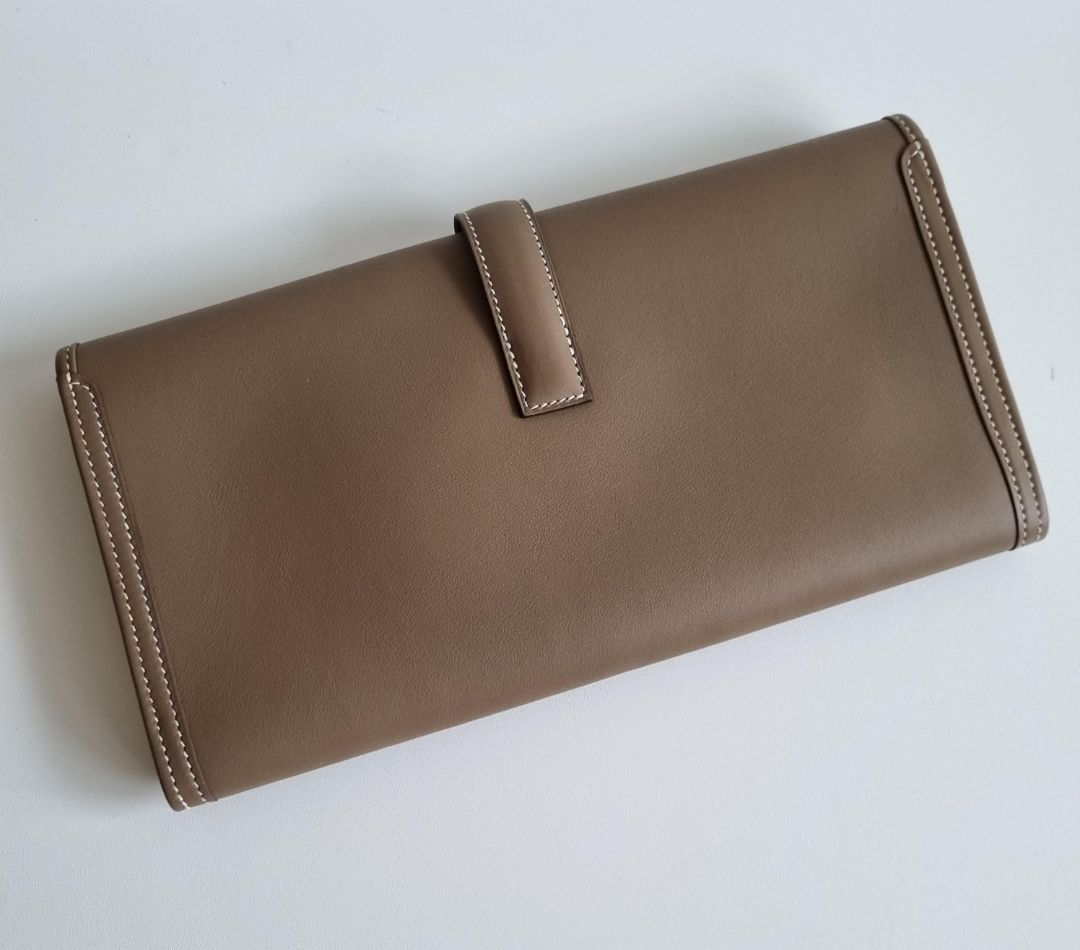Hermès Etoupe Jige Clutch Swift