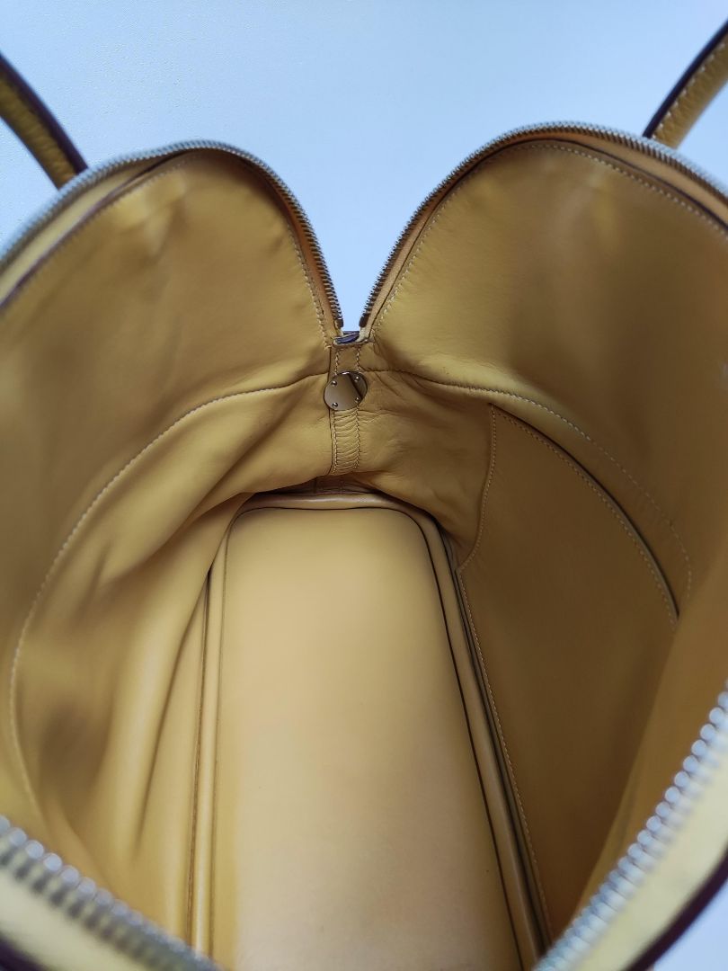 Hermès Bolide 31 Clemence Leather in Curry