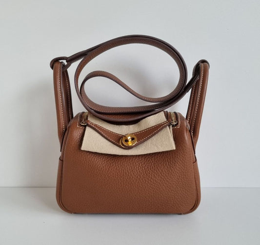 Hermès Gold Leather Lindy Mini Shoulder Bag