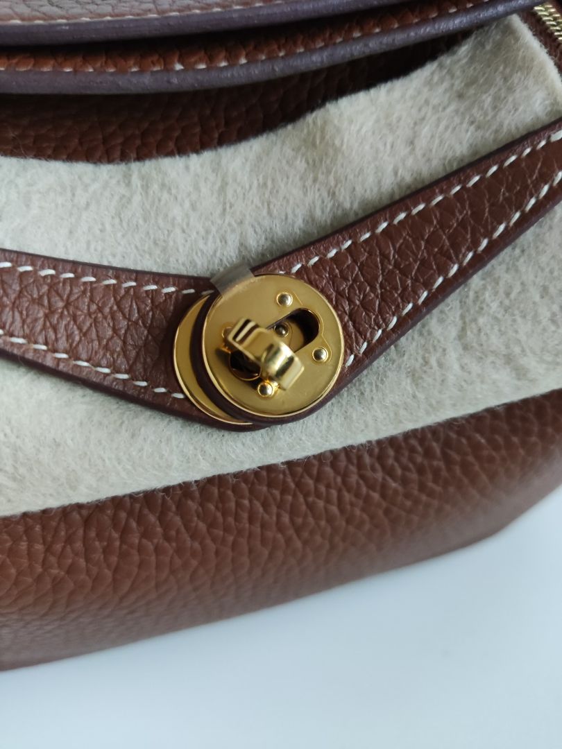 Hermès Gold Leather Lindy Mini Shoulder Bag