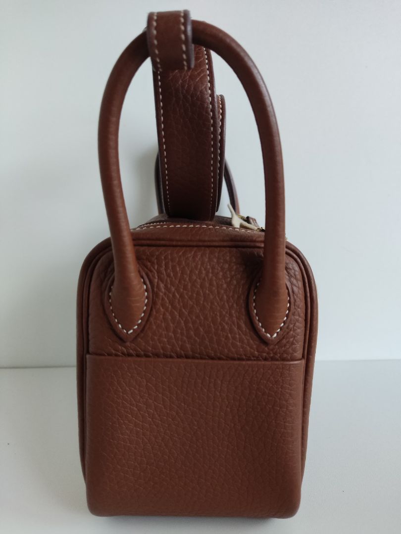 Hermès Gold Leather Lindy Mini Shoulder Bag