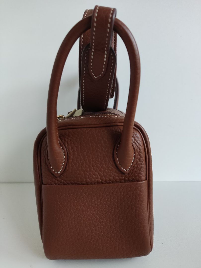 Hermès Gold Leather Lindy Mini Shoulder Bag