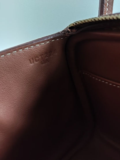 Hermès Gold Leather Lindy Mini Shoulder Bag