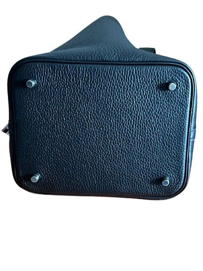 Hermès 22 lock 22 Clemence Bull Calfskin bag