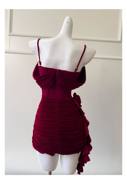 Pretty Spaghetti Straps Burgundy Sheath Short Homecoming Dresses Cocktail Dress S573