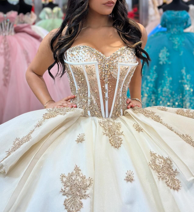 Champagne Sweetheart Neck Corset Rhinestone Tulle Ball Gown Sweet 16 Dress Quinceanera Dress SH2126
