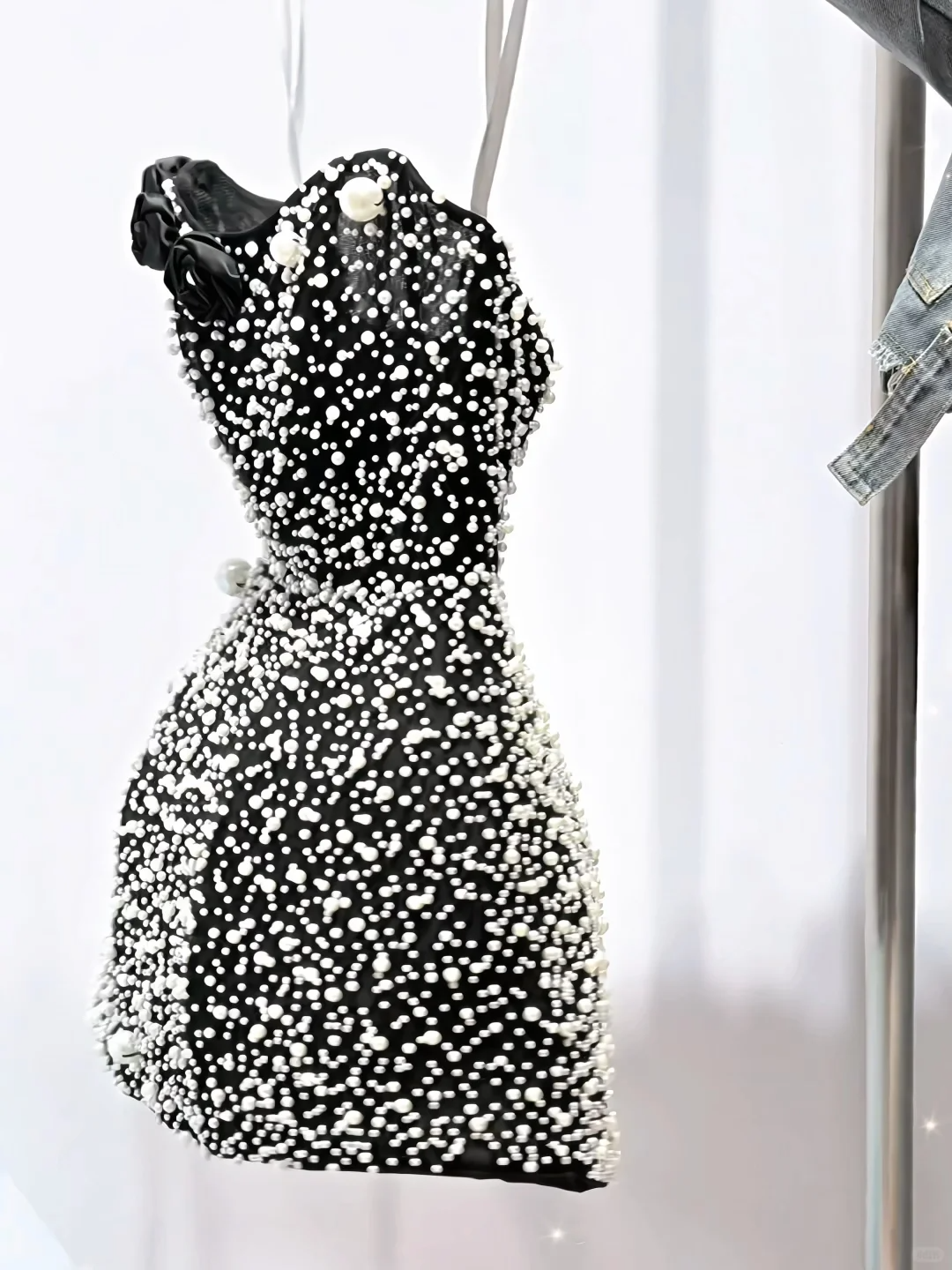 Gorgeous Strapless Black Satin Pearls Mini Birthday Outfits A Line Homecoming Dress S407