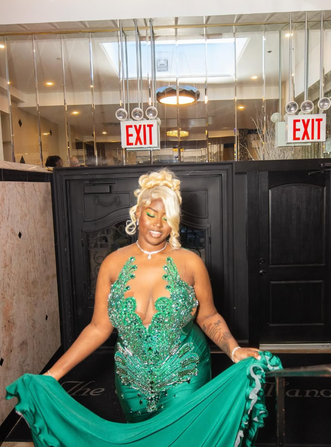 Gorgeous Mermaid V Neck Green Beaded Satin Long Sweep Prom Dress Evening Dress SH2175