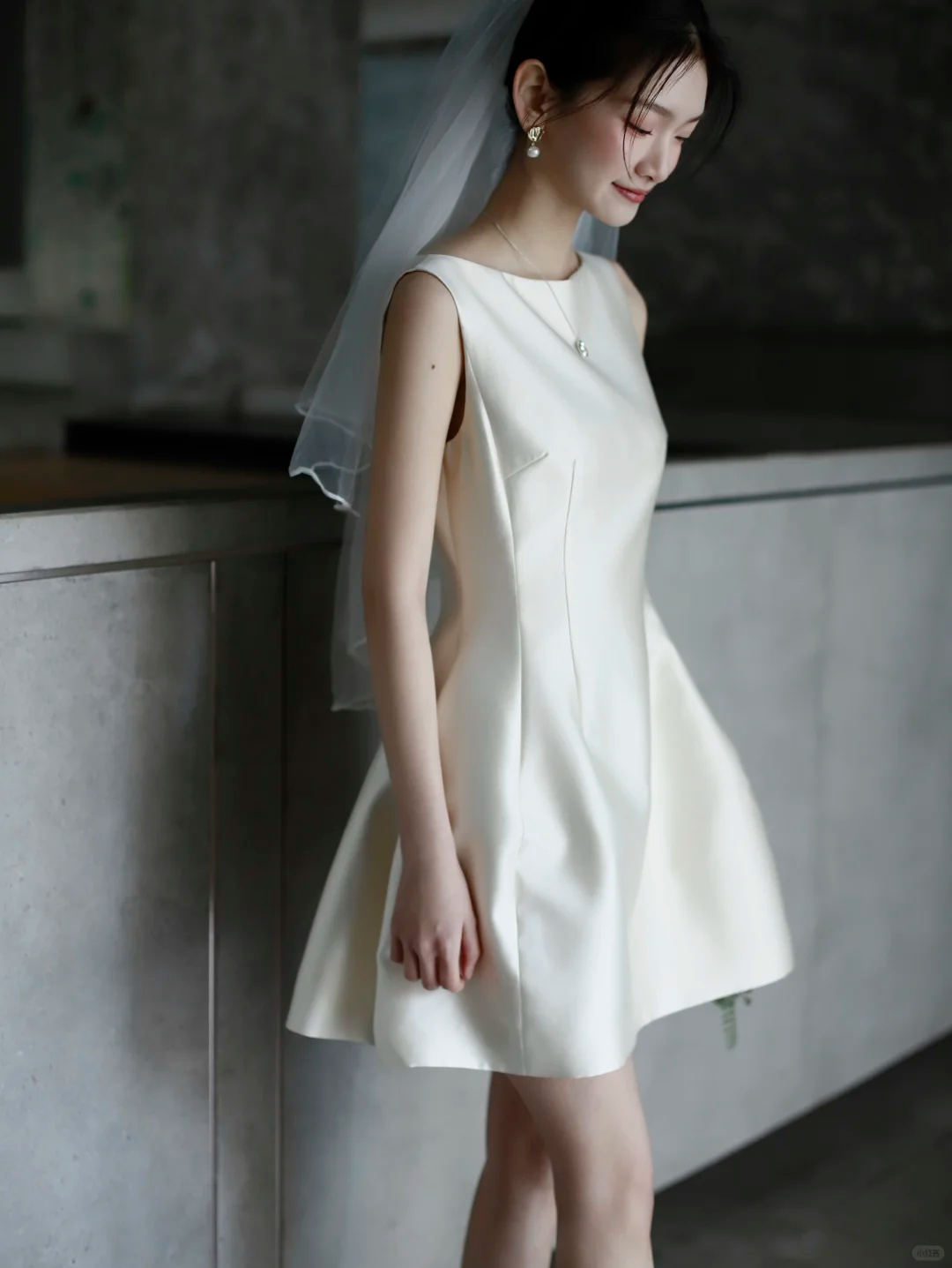 Simple A Line Round Neck Pearl White Satin Short Homecoming Dress Birthday Dress SH3155