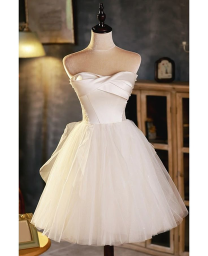 Elegant Satin Tulle Homecoming Dress Strapless Short Birthday Dress S434