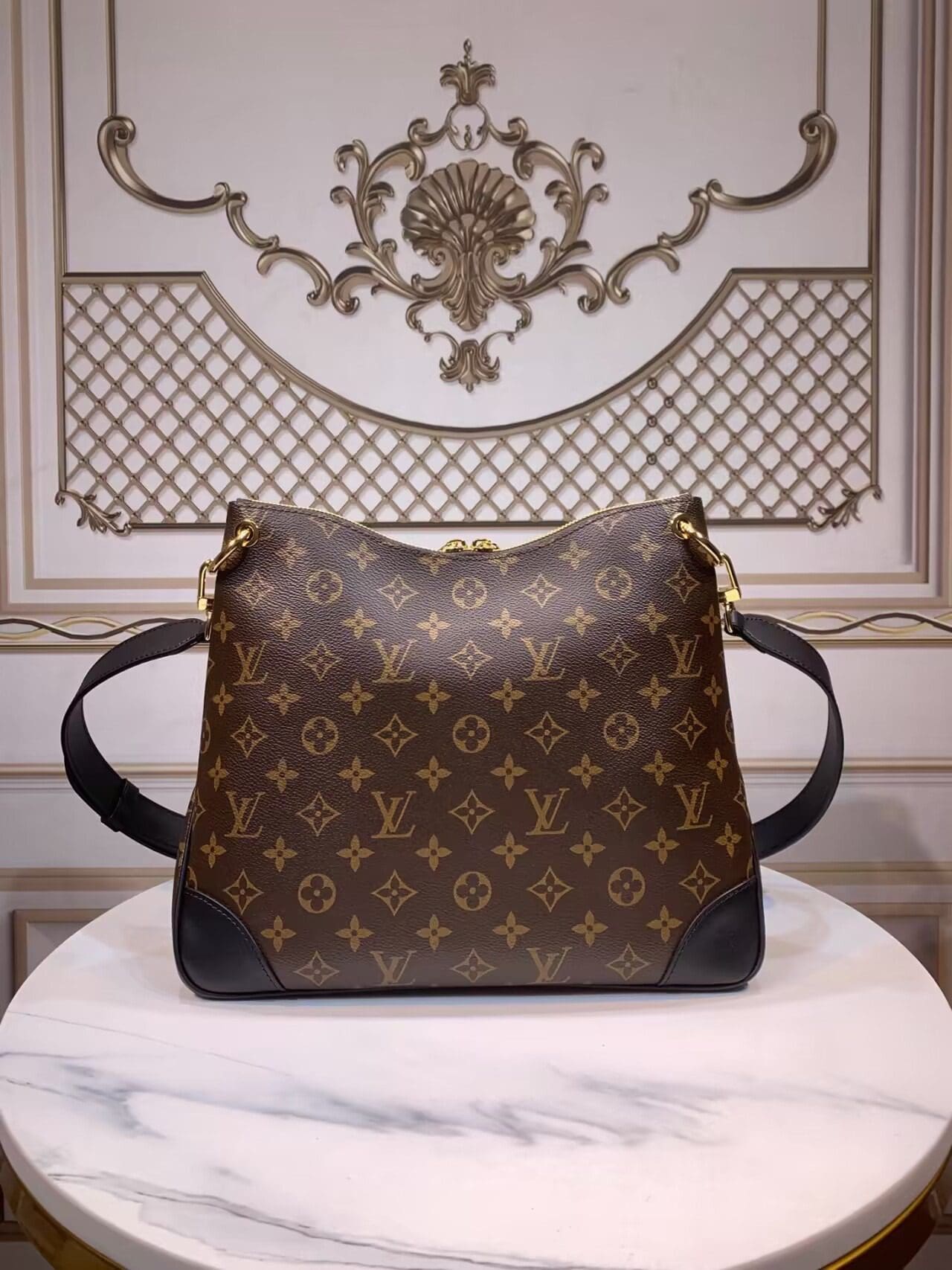 Louis Vuitton M45353 Odéon PM