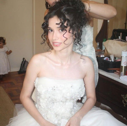 White Exquisite Ball Gown Strapless Appliques Beaded Tulle Wedding Dress SH3809