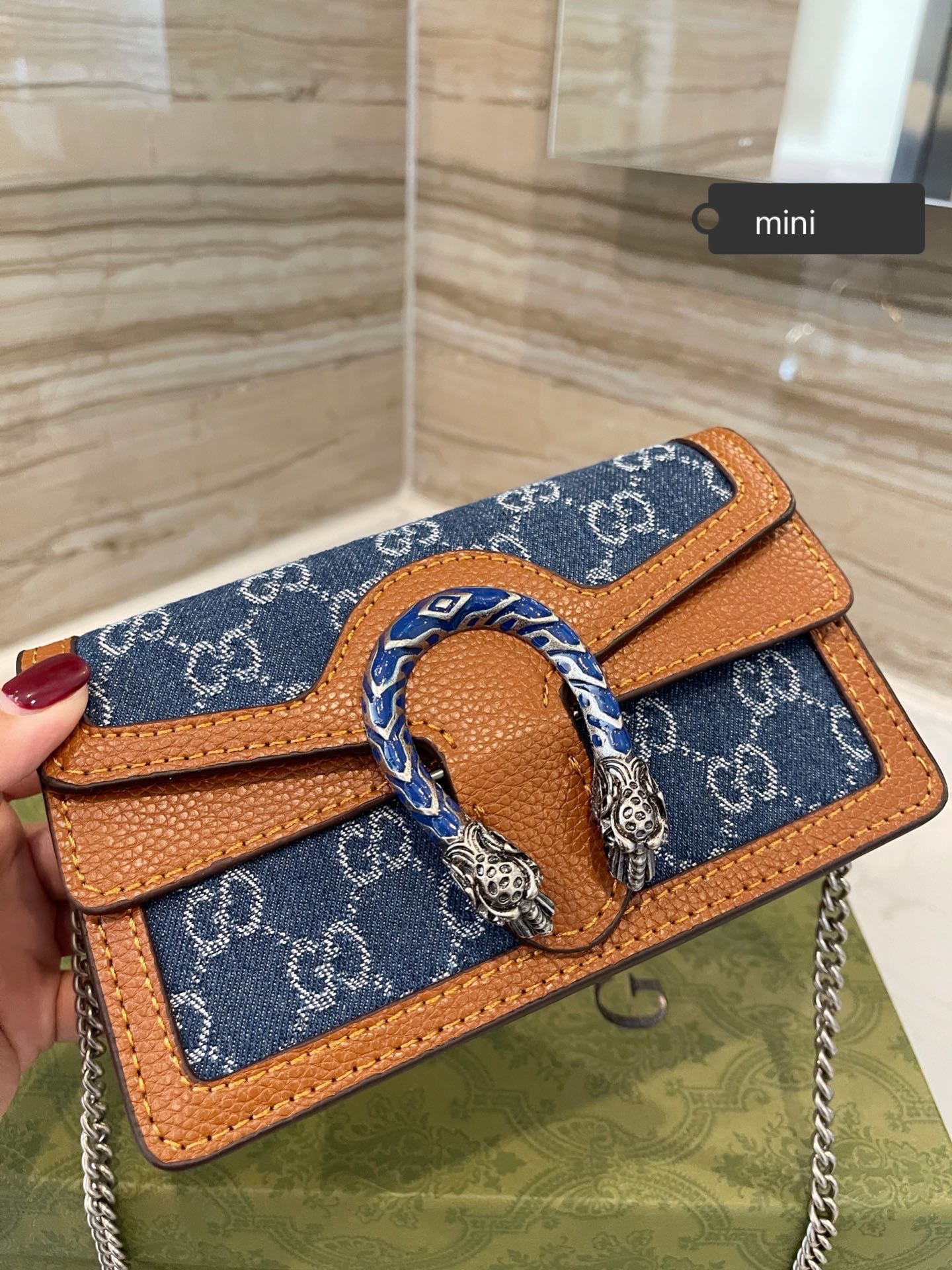 GUCCI Dionysus GG  Super Mini crossbody Bag