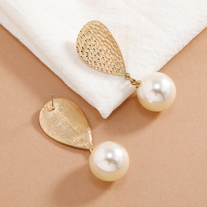 lychee pattern alloy drop pearl dangle earrings