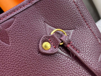 Louis Vuitton Neverfull