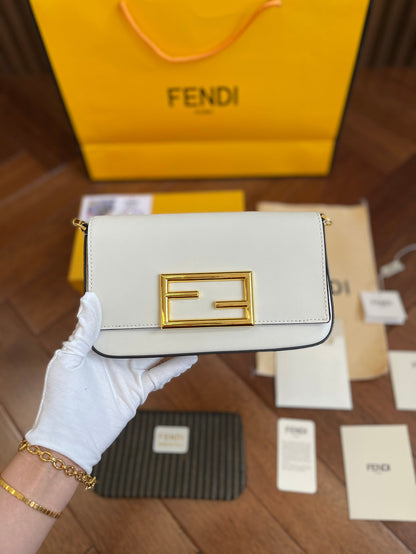 Fendi Wallet On Chain With Pouches Bags
