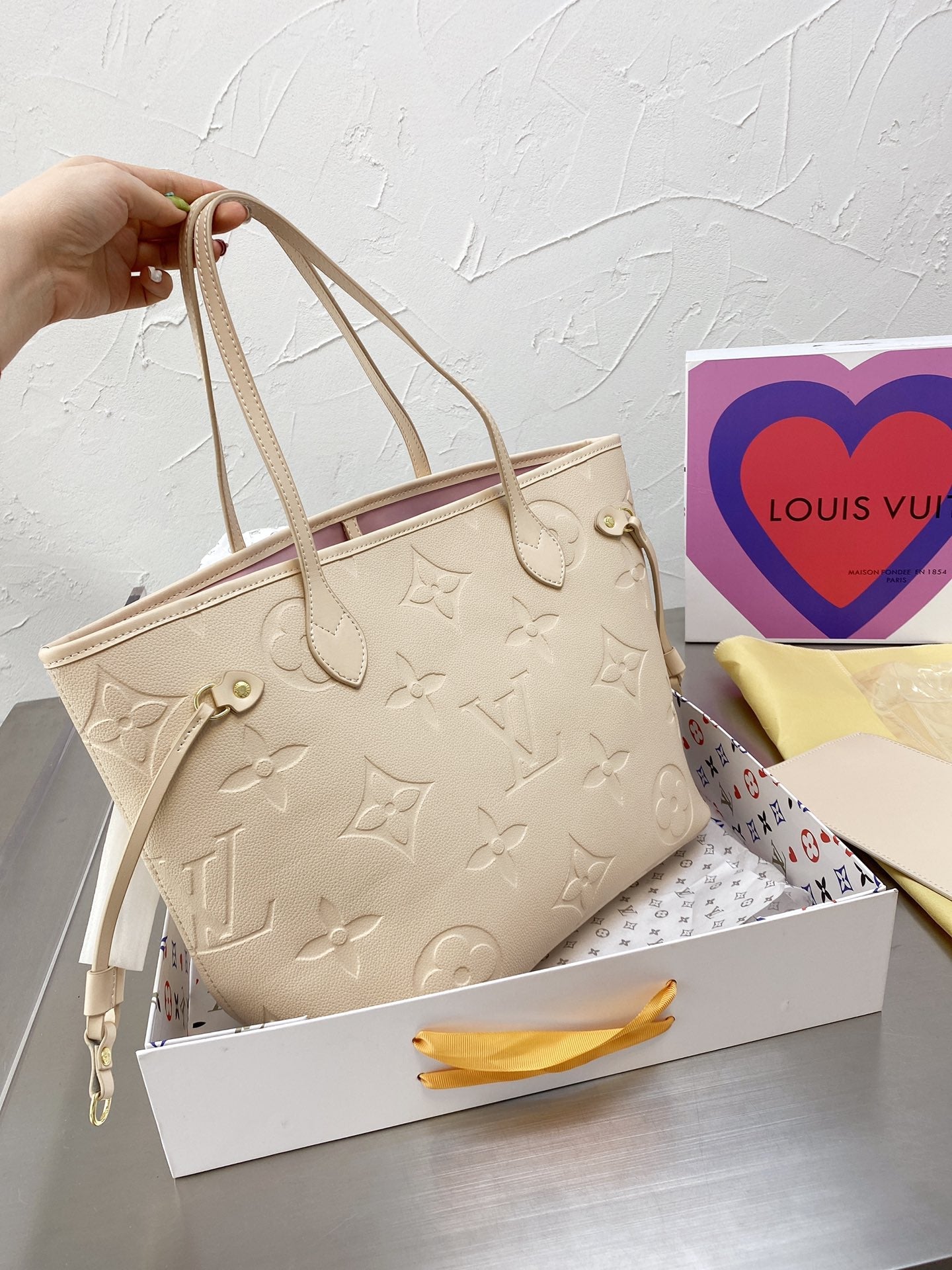 Louis Vuitton Neverfull