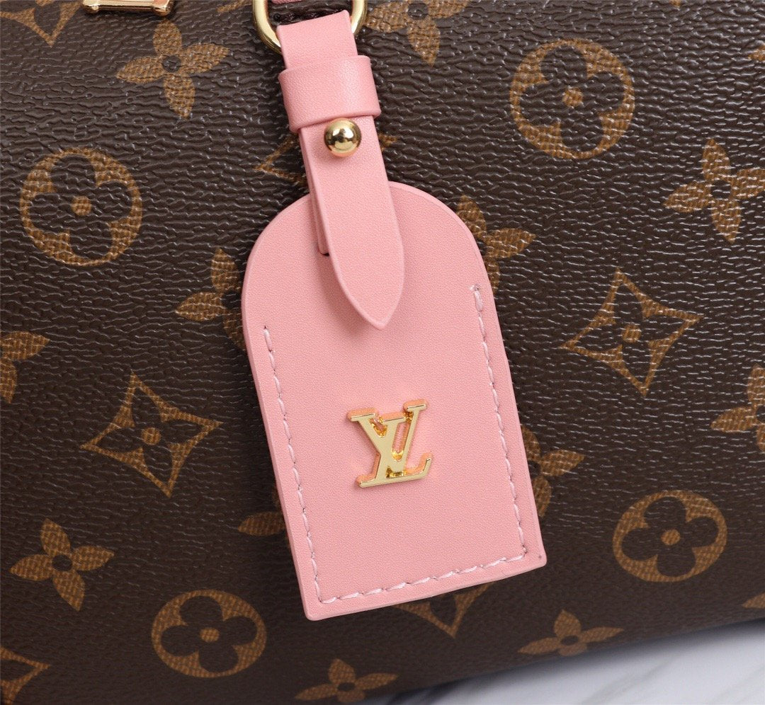 Louis Vuitton Petite Malle